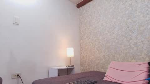 Nicol online show from September 13, 7:13 pm