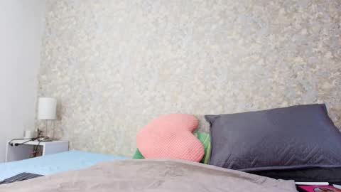 Nicol online show from October 6, 7:22 pm