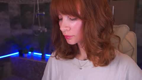 Snapshot of nicol_moonn chatting on December 1, 7:35 am Nicol Moonn online show from December 1, 7:35 am