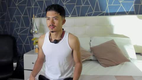 Nicolai online show from December 5, 12:03 pm