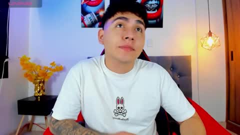 nicolas_james_sc online show from October 20, 2:28 pm