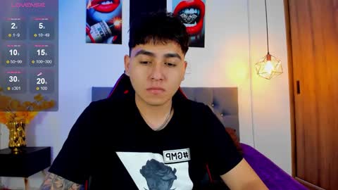 nicolas_james_sc online show from October 21, 1:34 pm