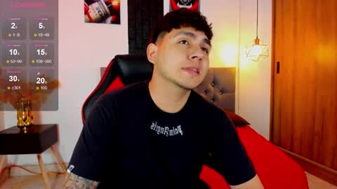 nicolas_james_sc online show from December 15, 1:37 pm