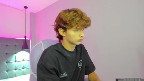 Snapshot of nicolasferrer18 chatting on November 3, 7:15 pm nicolasferrer18 online show from November 3, 7:15 pm