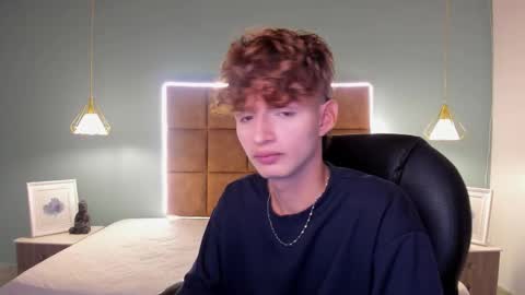 Snapshot of nicolasferrer18 chatting on November 17, 7:30 pm nicolasferrer18 online show from November 17, 7:30 pm