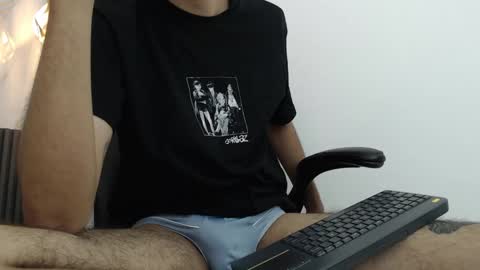 nicolasfine online show from September 15, 1:22 pm