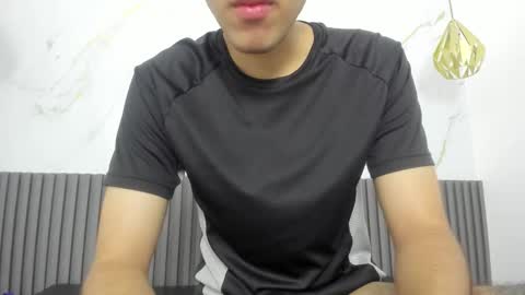 nicolasfine online show from February 4, 12:00 pm