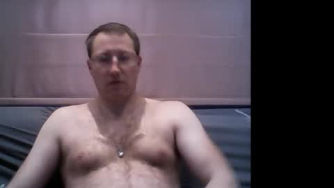 nicolaslapin87 online show from November 5, 6:46 am