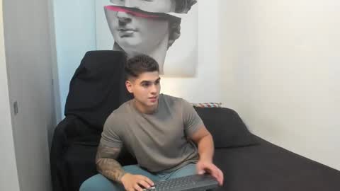 Andres online show from December 20, 5:04 am