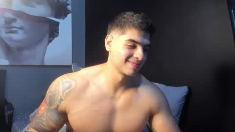 Snapshot of nicolasmuscle chatting on March 2, 5:08 am Andres online show from March 2, 5:08 am