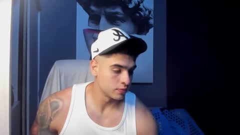 Snapshot of nicolasmuscle chatting on March 22, 2:15 am Andres online show from March 22, 2:15 am