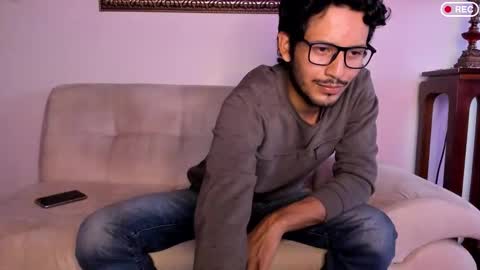 nicolasrodrii online show from December 16, 10:37 pm