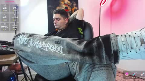 Nicolas Fellener online show from November 3, 5:20 am