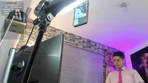 Nicolas Fellener online show from June 21, 2:25 am