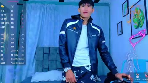 nicolastorres__ online show from July 14, 5:01 am