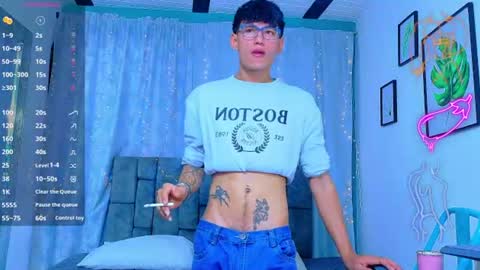 nicolastorres__ online show from July 23, 7:06 am