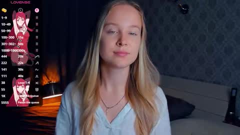 Nicoletta online show from September 17, 5:14 pm