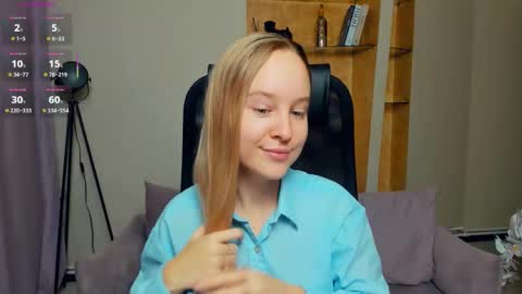 Snapshot of nicolavanderbie chatting on November 19, 7:36 pm Nicoletta online show from November 19, 7:36 pm