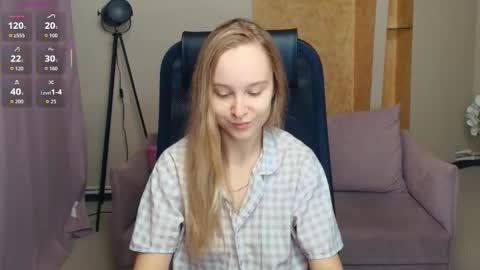 Snapshot of nicolavanderbie chatting on December 17, 6:58 pm Nicoletta online show from December 17, 6:58 pm