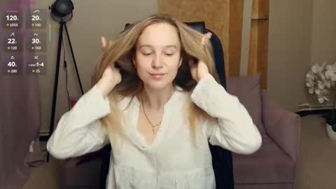 Snapshot of nicolavanderbie chatting on December 18, 6:58 pm Nicoletta online show from December 18, 6:58 pm