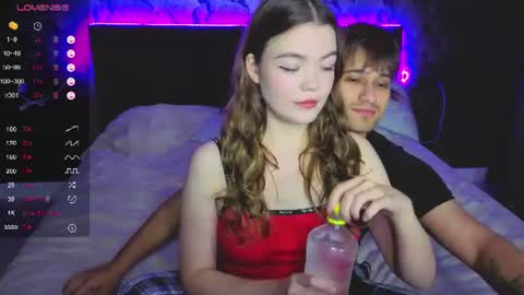 Nicole and Nick online show from June 27, 8:58 pm