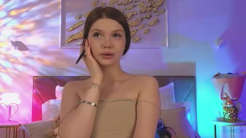 Nicole online show from November 13, 9:14 pm