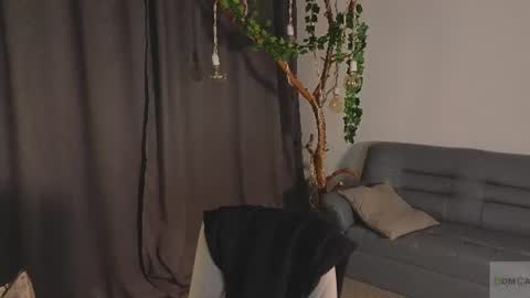Nicole online show from June 12, 8:52 pm