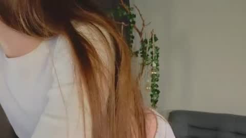 Nicole online show from July 6, 9:06 pm