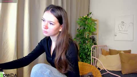 GMT7TueWedThSu 0300am-0900am. Sa 1000am-0400pm online show from September 9, 9:58 pm