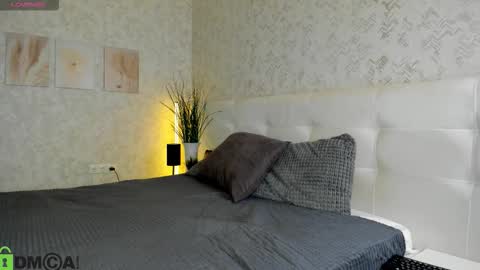 GMT7TueWedThSu 0300am-0900am. Sa 1000am-0400pm online show from October 7, 8:39 pm