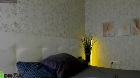 GMT7TueWedThSu 0300am-0900am. Sa 1000am-0400pm online show from October 9, 8:18 pm