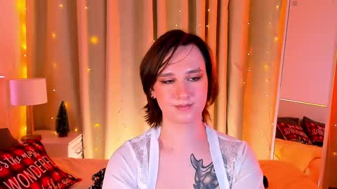 Nicole online show from December 17, 4:01 am