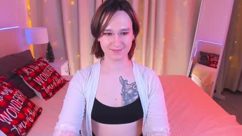 Nicole online show from December 24, 1:59 am