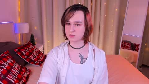 Nicole online show from December 27, 6:57 am