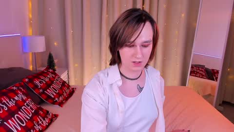 Nicole online show from December 27, 10:01 am