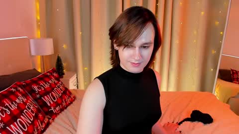 Nicole online show from December 28, 1:17 pm
