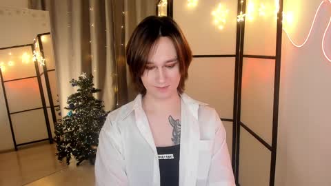 Nicole online show from December 29, 9:39 am