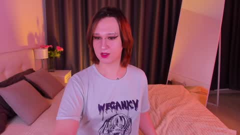 Nicole online show from February 1, 2:34 pm