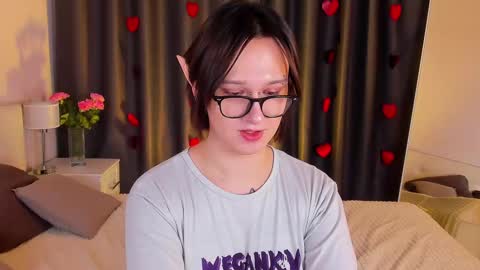 Nicole online show from February 11, 7:38 pm