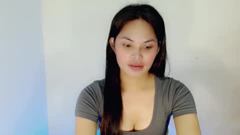 nicole_kiss01 online show from December 1, 4:29 pm