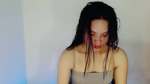 nicole_kiss01 online show from December 9, 10:32 am