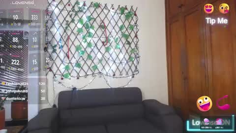 Nicole Santana online show from February 12, 2:35 am