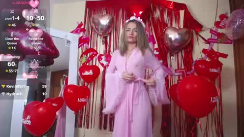 Nicole Santana online show from February 15, 3:42 am