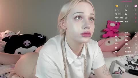 Mary online show from October 24, 9:22 pm