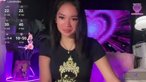 NICOLE online show from July 1, 6:18 pm