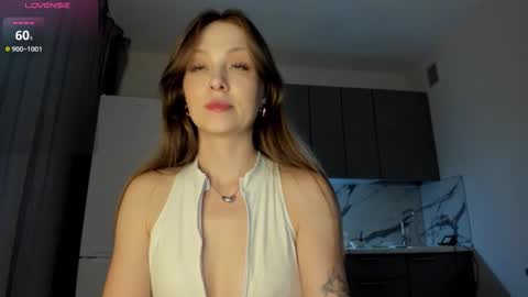nicoledolla online show from October 6, 8:17 pm