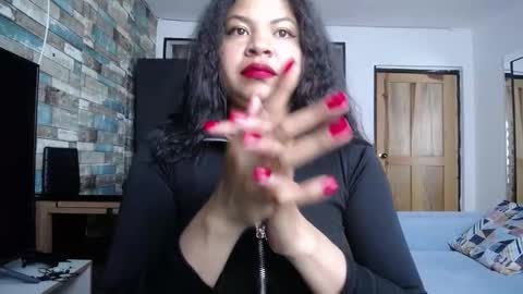 Snapshot of nicoleebon chatting on October 25, 6:57 pm Nicole online show from October 25, 6:57 pm