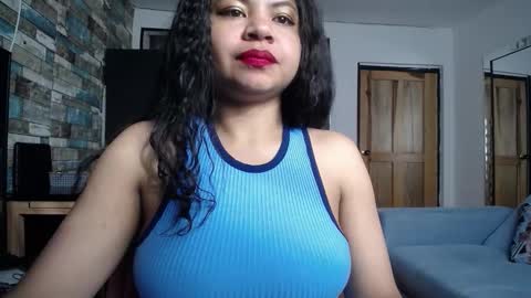 Snapshot of nicoleebon chatting on October 27, 12:31 pm Nicole online show from October 27, 12:31 pm