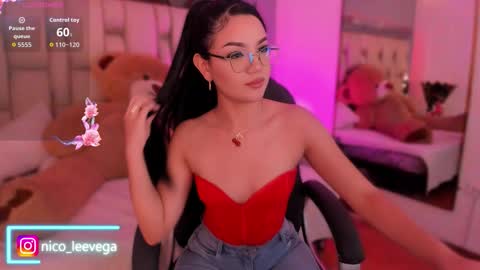 Snapshot of nicoleevega_ chatting on September 21, 6:48 am nicoleevega_ online show from September 21, 6:48 am