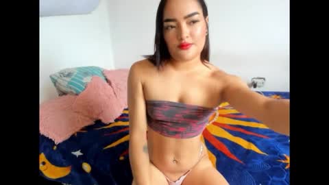 Snapshot of nicolefluffypussy chatting on March 10, 7:41 pm Nicole jaymes online show from March 10, 7:41 pm